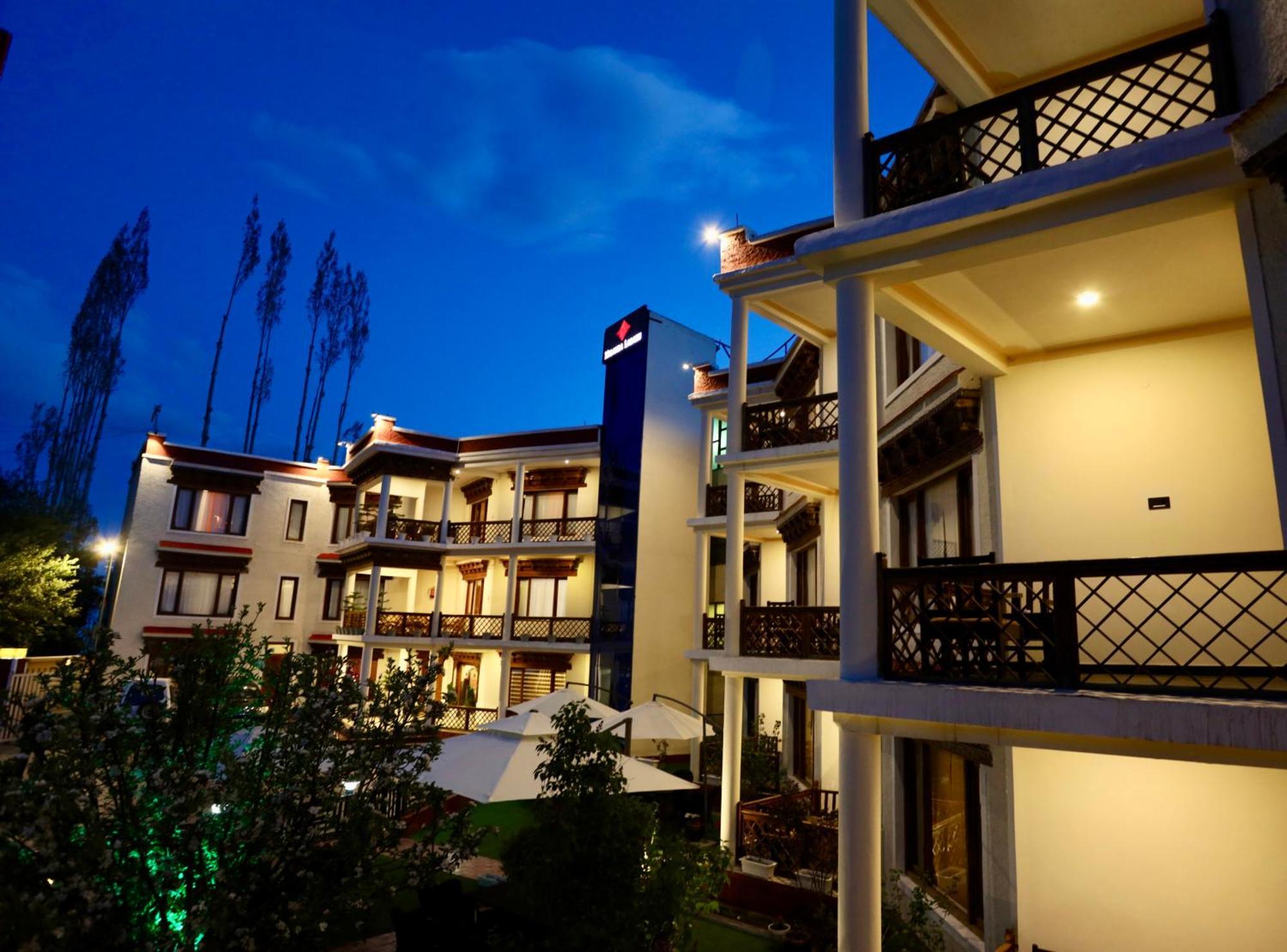 Hotel Nalanda Ladakh Leh Extérieur photo