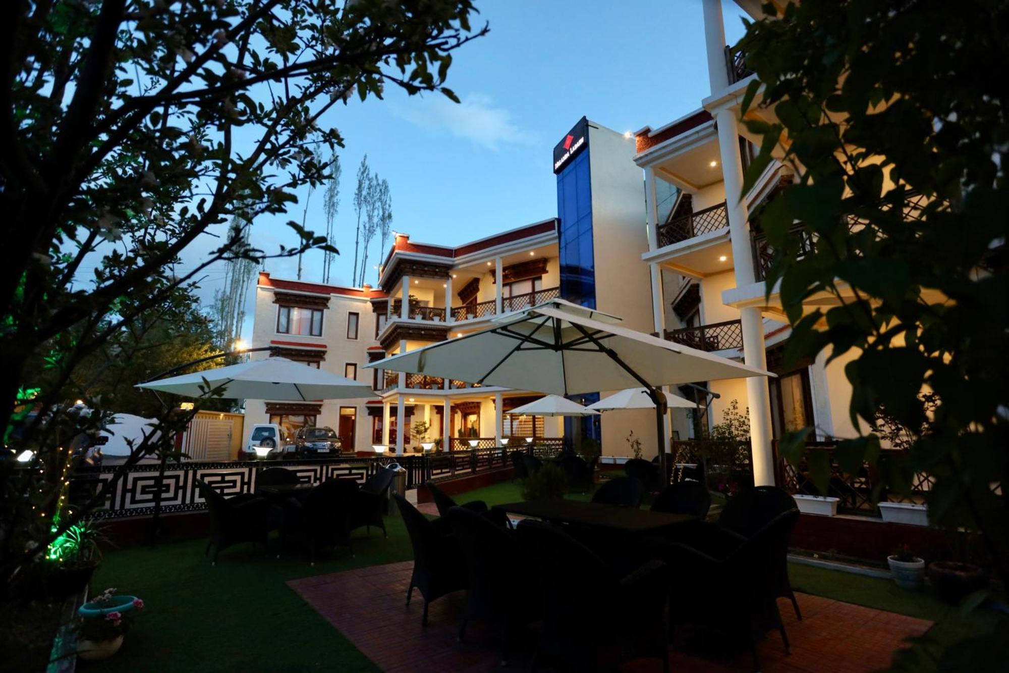 Hotel Nalanda Ladakh Leh Extérieur photo