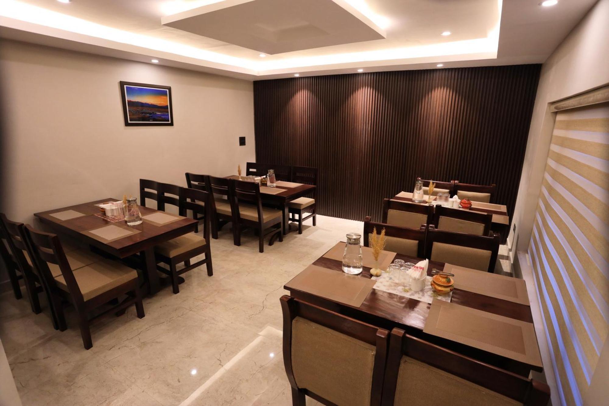 Hotel Nalanda Ladakh Leh Extérieur photo